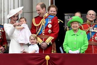 QUEEN12