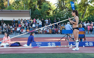 Η Κατερίνα Στεφανίδη ετοιμάζεται για μία από τις προσπάθειές της, στο χθεσινό Filothei Women Gala. Η Κατερίνα Στεφανίδη ετοιμάζεται για μία από τις προσπάθειές της, στο χθεσινό Filothei Women Gala.