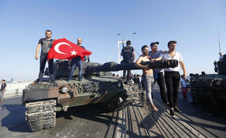 Σήμερα η ετυμηγορία για 497 κατηγορούμενους για το αποτυχημένο πραξικόπημα στην Τουρκία