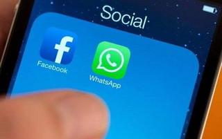 WhatsApp: Πώς οι χάκερ «χτύπησαν» με ένα τηλεφώνημα