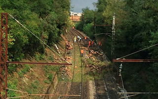 2016-08-17T161416Z_1082648171_S1AETVZHWIAB_RTRMADP_3_FRANCE-RAILWAY