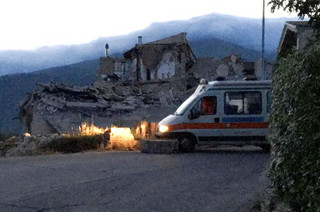 2016-08-24T042343Z_1272694699_S1BETXFHMDAA_RTRMADP_3_ITALY-QUAKE
