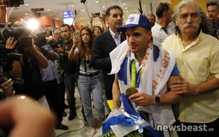 petrounias9
