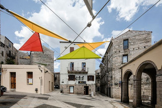 renzo-piano-alvisi-kirimoto-partners-piazza-faber-sardinia-sails-art-installation-designboom-01