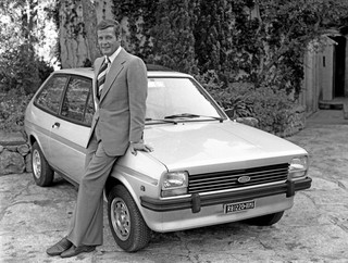 FordFiesta_1976-1983_007RogerMoore-1976