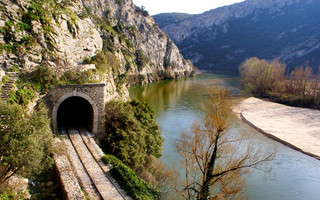 nestos2