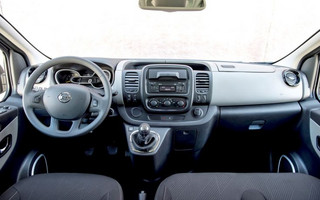 nissan2