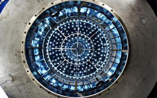 Το CERN, η «απόρριψη επένδυσης κατά του καρκίνου» και η διάψευση