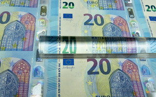 Σε λίστες ελέγχου όλοι όσοι κάνουν συναλλαγές πάνω από 1.000 ευρώ