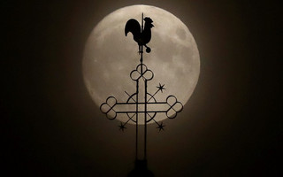 moon5 moon5
