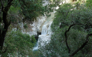 ΚΑΤΑΡΡΑΚΤΕΣ ΤΡΥΦΟΥ ΑΙΤΩΛΟΑΚΑΡΝΑΝΙΑΣ