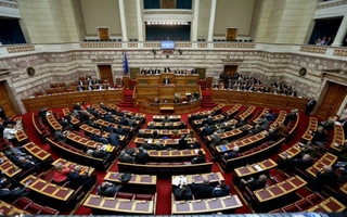 Η Βουλή ψηφίζει απόψε για το τέμενος στην Αθήνα