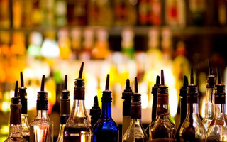 Χιλιάδες ποτά μπόμπες εντόπισε το ΣΔΟΕ στο Περιστέρι