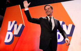 Η Ευρώπη πανηγυρίζει την ήττα του λαϊκισμού στην Ολλανδία