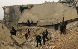 Το Πεντάγωνο διαψεύδει ότι βομβάρδισε τέμενος στη Συρία