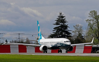 BOEING 737 MAX