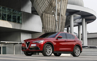 AlfaRomeoARStelvio3