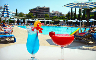 ekdhlt-Oasis-Poolside-Cocktails-2
