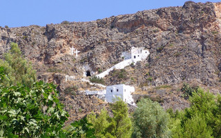 ΑΓΙΟΣ ΙΩΑΝΝΗΣ ΣΤΟΝ ΓΚΡΕΜΟ ΚΥΘΗΡΑ