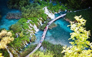 Plitvice_Lakes_Croatia