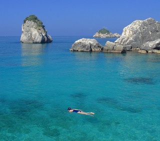 ΠΙΣΩ ΚΡΥΟΝΕΡΙ ΠΑΡΓΑ