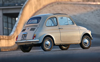 170704_Fiat_500F_MoMA_09