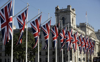 Βρετανία: Αναθεωρείται η νομοθεσία περί κατασκοπείας για να αντιμετωπιστούν αποτελεσματικά οι απειλές κυβερνοεπιθέσεων