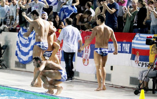 εθνικη νεων πολο4