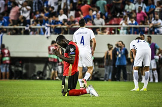 ÐÁÃÊÏÓÌÉÏ ÊÕÐÅËËÏ / ÐÑÏÊÑÉÌÁÔÉÊÁ / ÅËËÁÄÁ - ÂÅËÃÉÏ  / WORLD CUP / PRELIMINARY / GREECE - BELGIUM (ÖÙÔÏÃÑÁÖÉÁ: ÁÍÔÙÍÇÓ ÍÉÊÏËÏÐÏÕËÏÓ / EUROKINISSI)