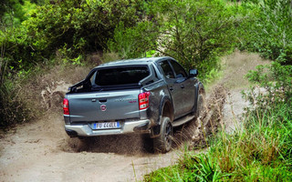 Fiat_FullbackCross7