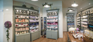 lwtknekl-Store-Interior lwtknekl-Store-Interior