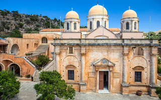 ΑΓΙΑ ΤΡΙΑΔΑ ΤΖΑΓΚΑΡΟΛΩΝ