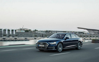 AUDI-A8_2