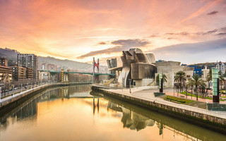 Bilbao_shutterstock_648007627