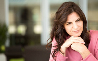 «Η ορμονική θεραπεία της εμμηνόπαυσης εξασφαλίζει καλύτερη ποιότητα ζωής στις γυναίκες»