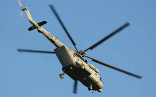 Σήμα κινδύνου είχε εκπέμψει το ελικόπτερο που κατέπεσε στη Σενεγάλη
