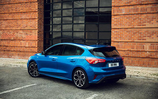 FORD_2018_FOCUS_STLINE_14