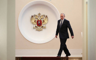 «Κανείς δεν σκέφτεται για τον διάδοχο του Πούτιν»