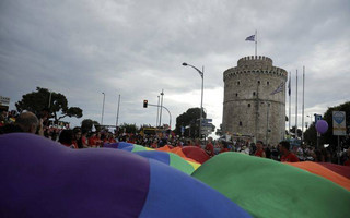Εικόνες από το πολύχρωμο Thessaloniki Pride 2018