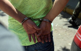 Συλλήψεις για πλαστά ταξιδιωτικά έγγραφα στο Ηράκλειο