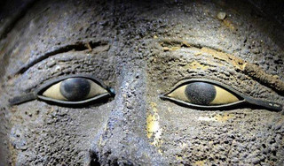 Αρχαιοελληνικής τεχνοτροπίας μάσκα μούμιας βρέθηκε στην Αίγυπτο