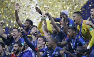 Euro 2020: Γάλλοι οπαδοί ξεκίνησαν για την Βουδαπέστη αλλά βρέθηκαν στο Βουκουρέστι