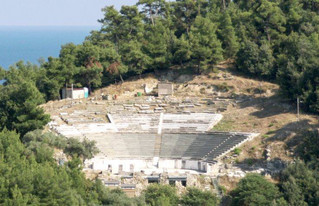 Αναστηλώνεται το αρχαίο θέατρο της Θάσου