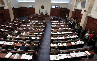 Ο Ζάεφ φέρνει στη βουλή της πΓΔΜ τις τροπολογίες για το Σύνταγμα