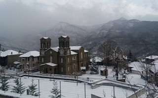 Υπέροχες εικόνες από τη χιονισμένη Ορεινή Ναυπακτία
