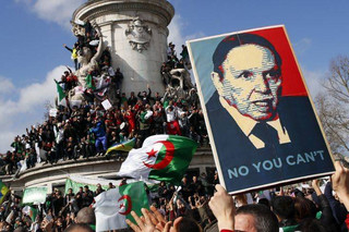 Ο πρόεδρος Μπουτεφλίκα επέστρεψε σήμερα στην Αλγερία