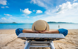 Κοινωνικός τουρισμός 2021: Δωρεάν διακοπές για 300.000 δικαιούχους