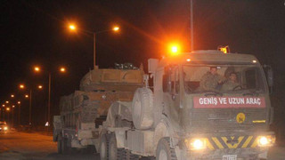 Η Τουρκία ενισχύει τα στρατεύματα της στα σύνορα με τη Συρία