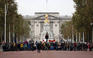 Χιλιάδες ακτιβιστές για το περιβάλλον κατέκλυσαν το Λονδίνο