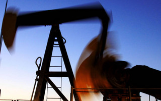 Ρωσία για πετρέλαιο: Θα σταματήσουμε να προμηθεύουμε σε χώρες που υποστηρίζουν την επιβολή πλαφόν